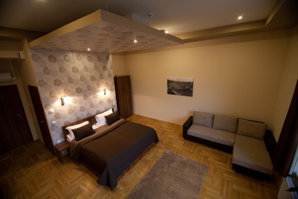 Sasone Rooms Budapeste Quarto foto