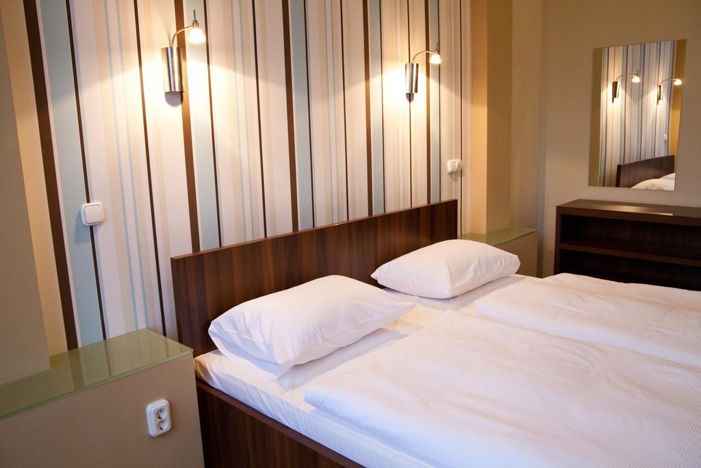Sasone Rooms Budapeste Exterior foto