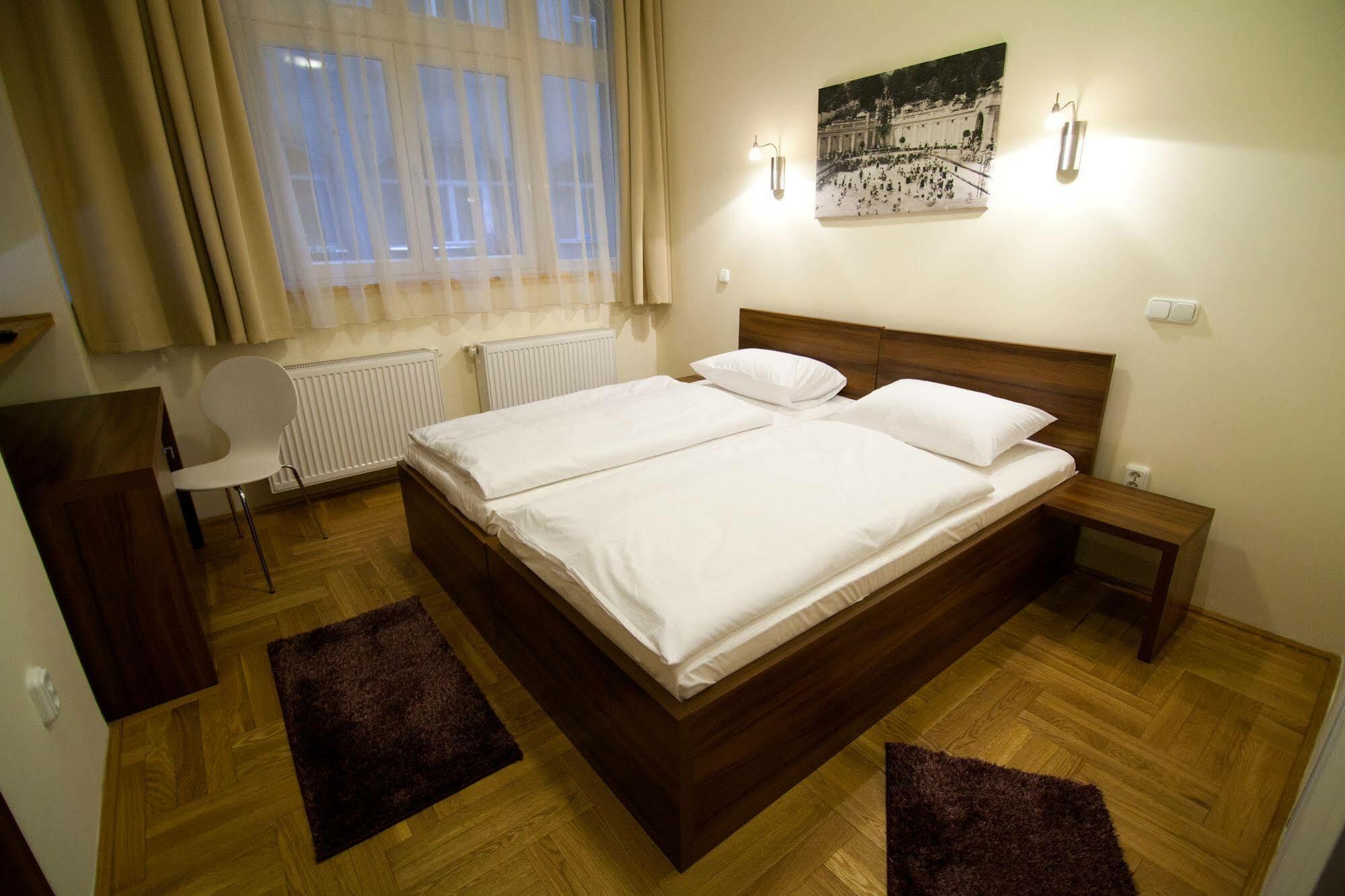 Sasone Rooms Budapeste Exterior foto
